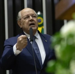 O Brasil precisa se livrar do extremismo ideológico