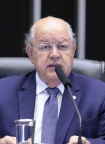 Em apenas quatro meses, DIAP coloca Hauly entre os Cabeças do Congresso