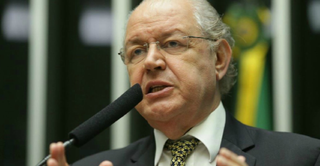 Luiz Carlos Hauly assume vaga na câmara após decisão do STF