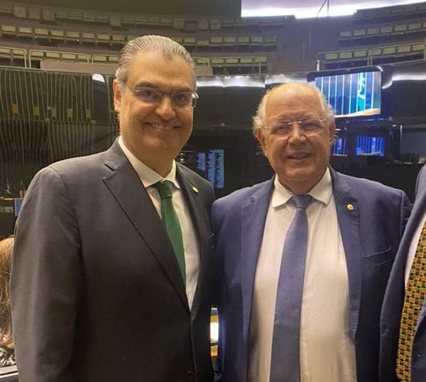 Semipresidencialismo é a “PEC da Independência do Parlamento”