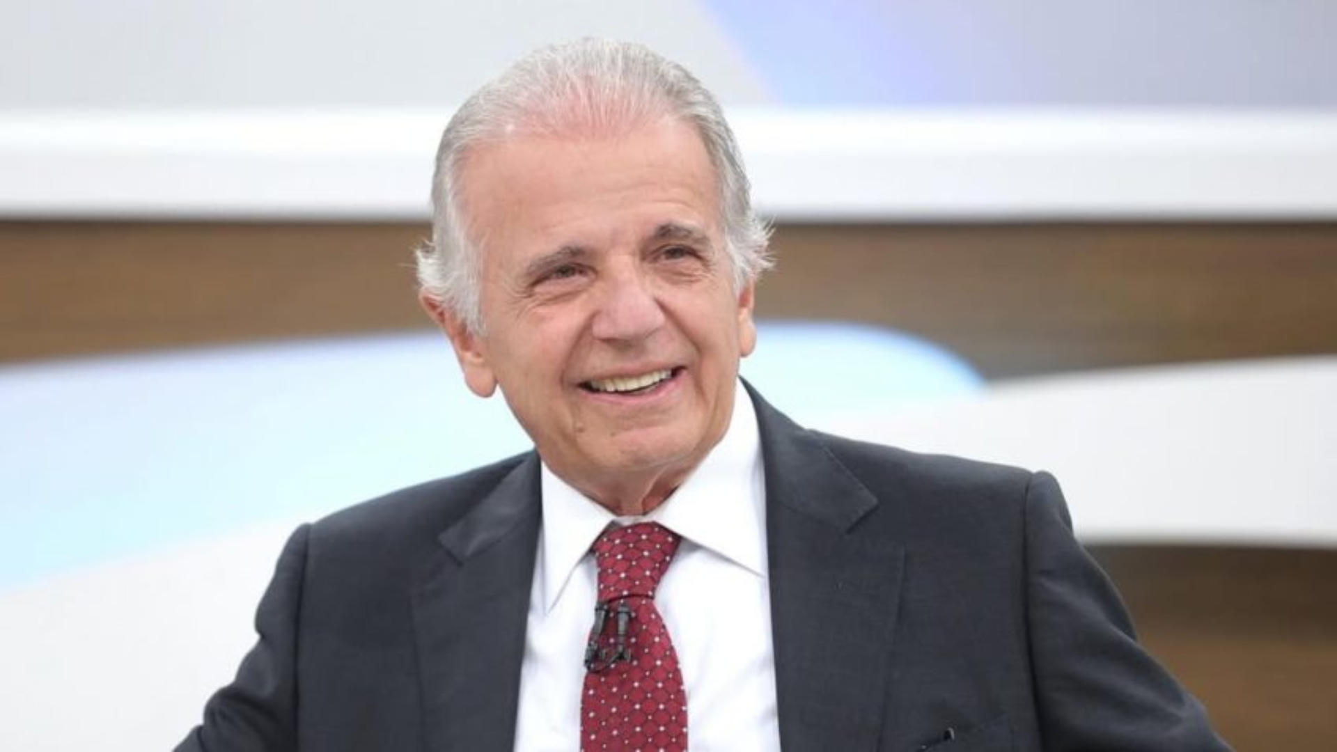 Parlamentarismo: ministro da Defesa defende mudança no sistema de governo