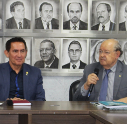 Hauly defende reajuste dos Auditores Fiscais da RFB e critica inação do governo