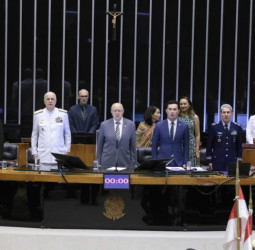 Parlamentar, diz que Brasil deve se manter unido ao mundo na defesa da liberdade e democracia